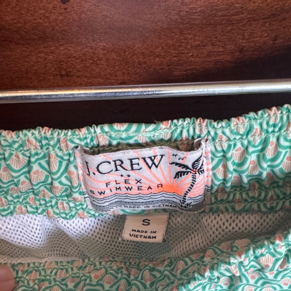 J. Crew Men’s Light Green and Orange Patterned Swim Trunks EUC - Picture 2 of 4